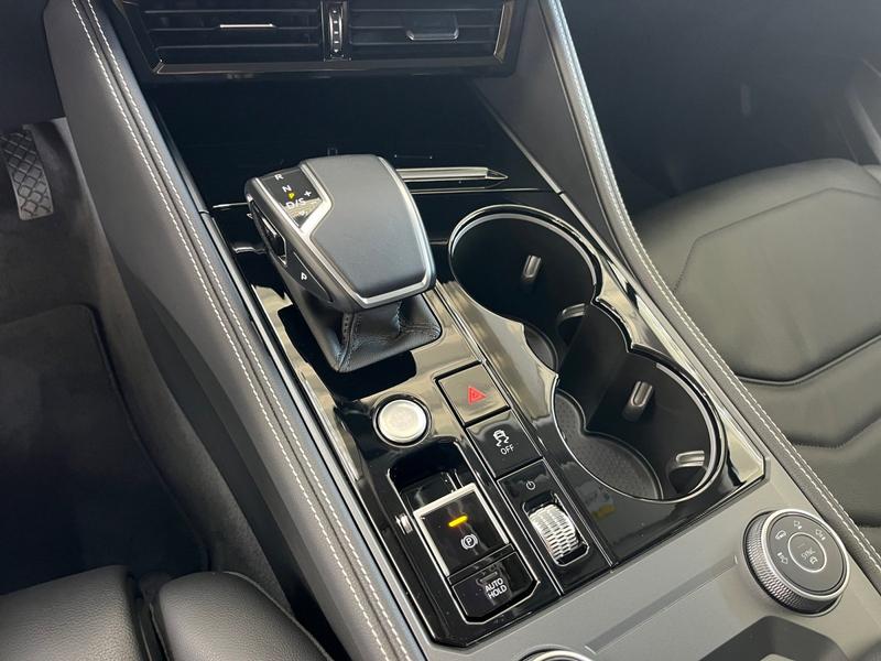 VW Touareg · 3.0 V6 TDI 4x4 DSG Parklenkassistent · Bild 9