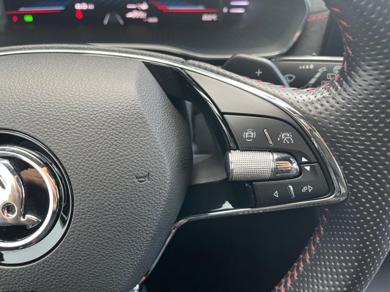 Skoda Octavia · RS Plus · Bild 24
