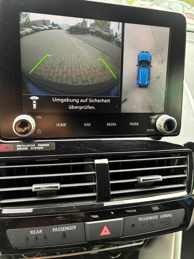 Mitsubishi Eclipse Cross · Top AHK LED PDC Schiebedach · Bild 8