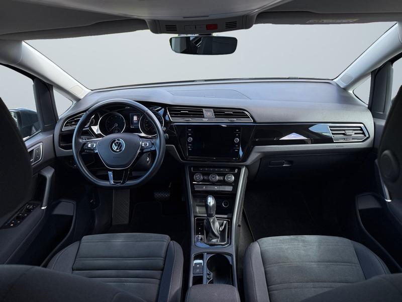 VW Touran · Highline · Bild 8