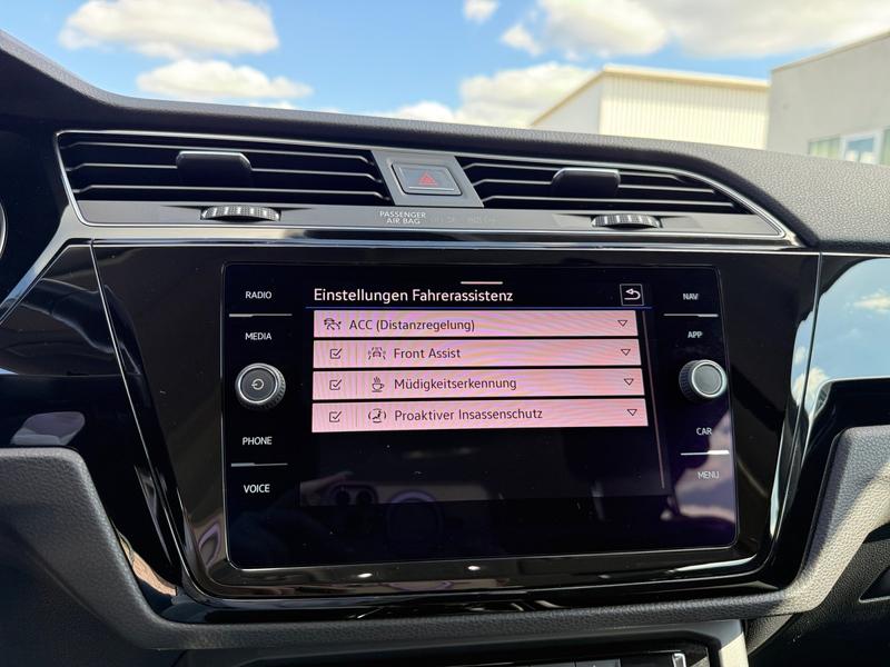 VW Touran · Highline · Bild 22