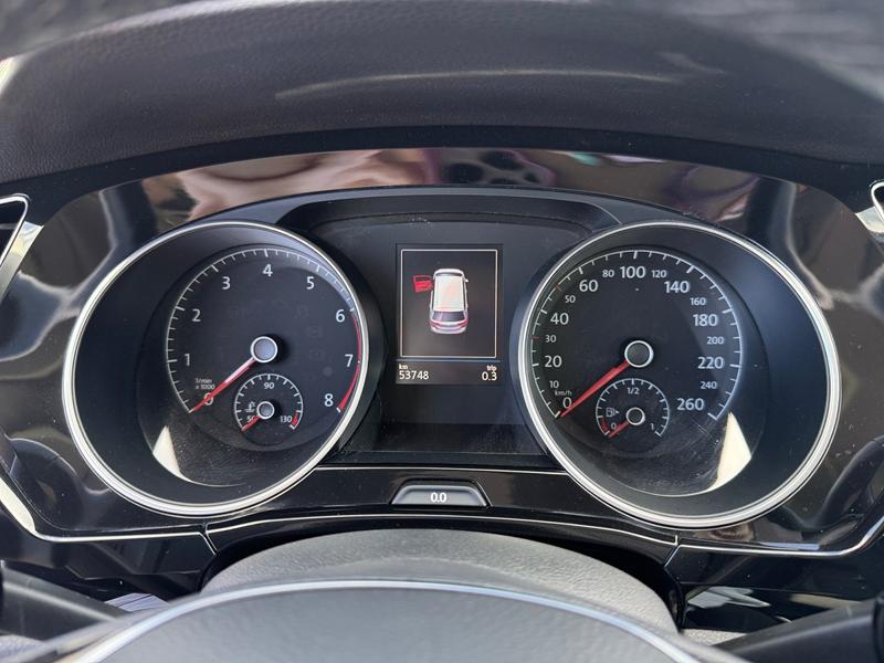 VW Touran · Highline · Bild 12
