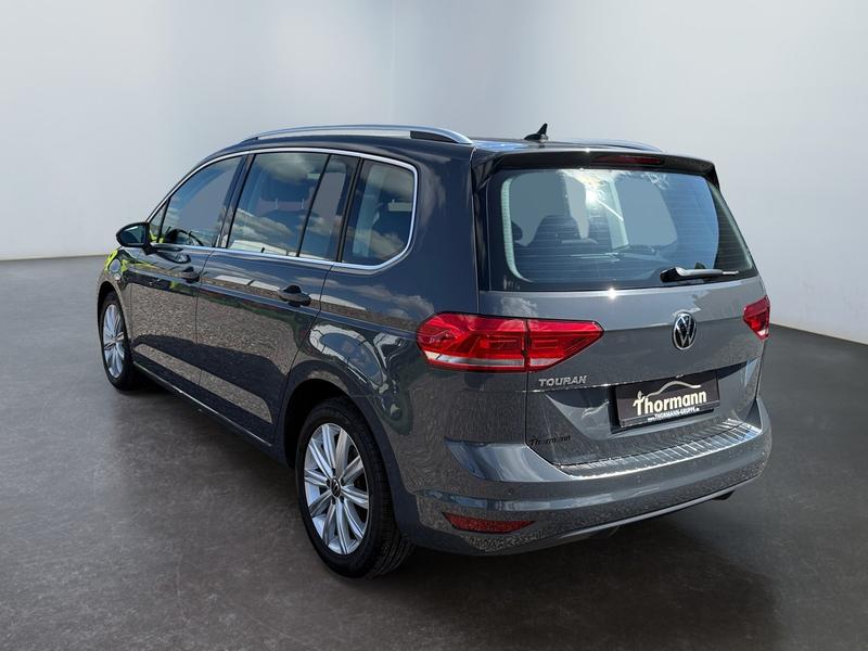 VW Touran · Highline