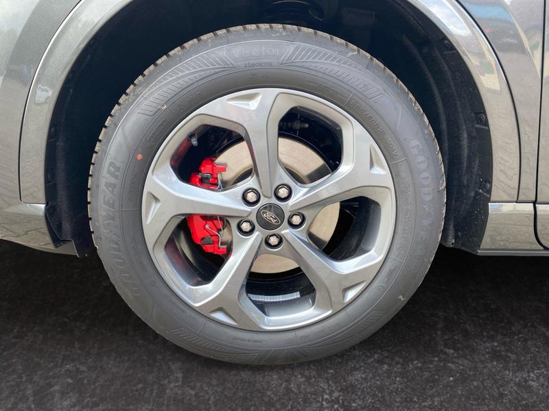 Ford Kuga · ST-Line X · Bild 15