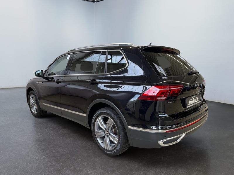 VW Tiguan Allspace · Elegance