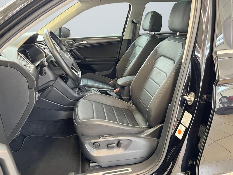 VW Tiguan Allspace · Elegance