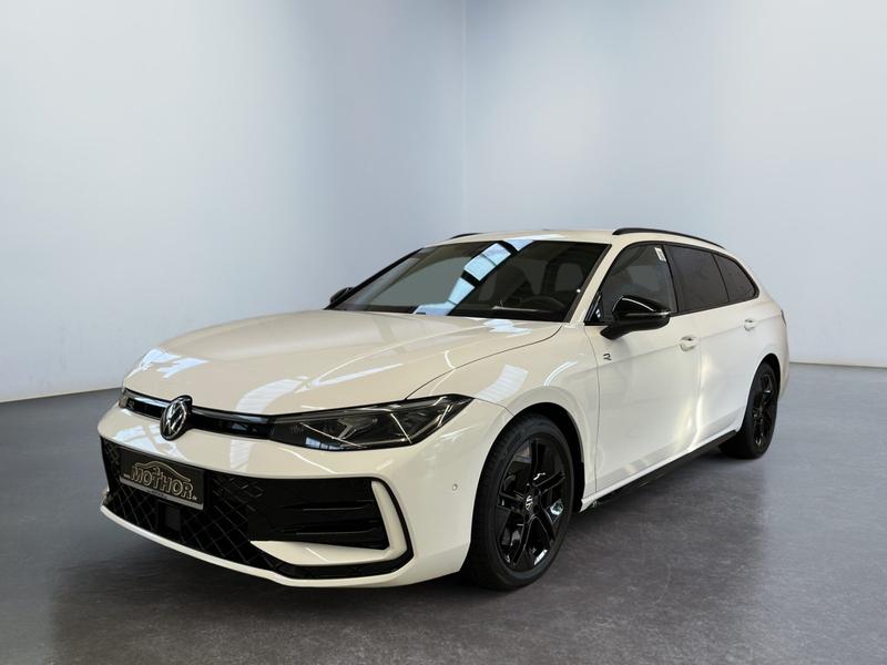 VW Passat Variant · R-Line