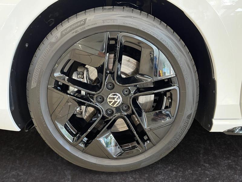 VW Passat Variant · R-Line · Bild 14