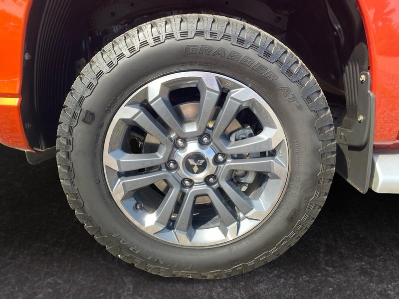 Mitsubishi L200 · Select Doppelkabine · Bild 15