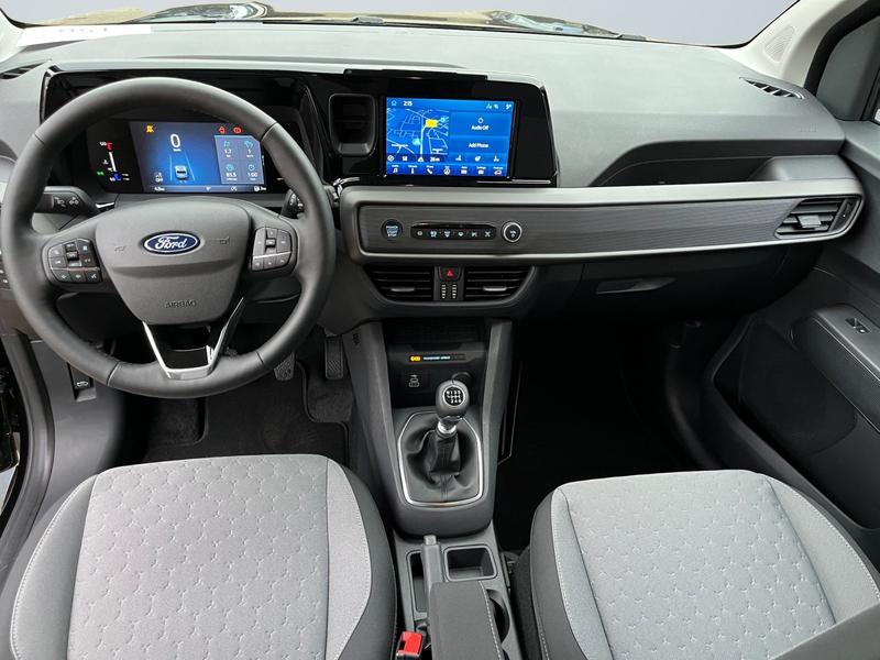Ford Tourneo Courier · Titanium · Bild 8