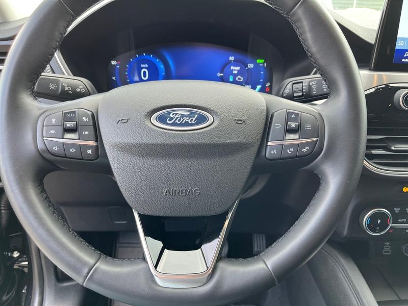 Ford Kuga · Titanium · Bild 21