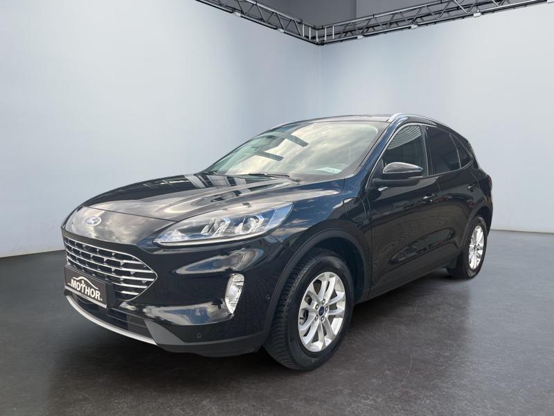 Ford Kuga · Titanium