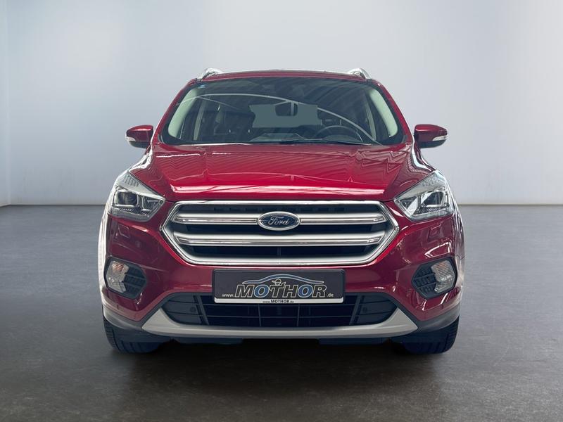 Ford Kuga · Titanium