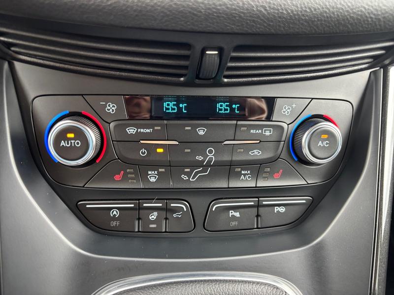 Ford Kuga · Titanium · Bild 24