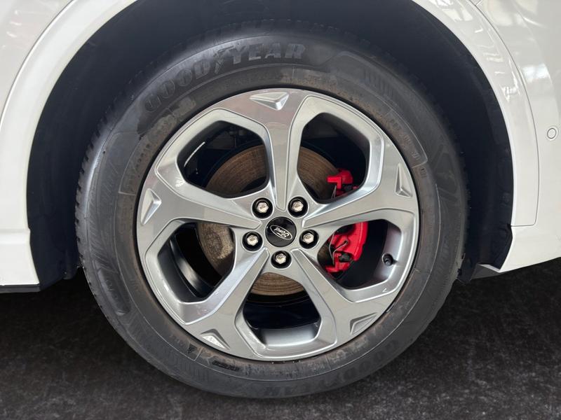 Ford Kuga · ST-Line X · Bild 15