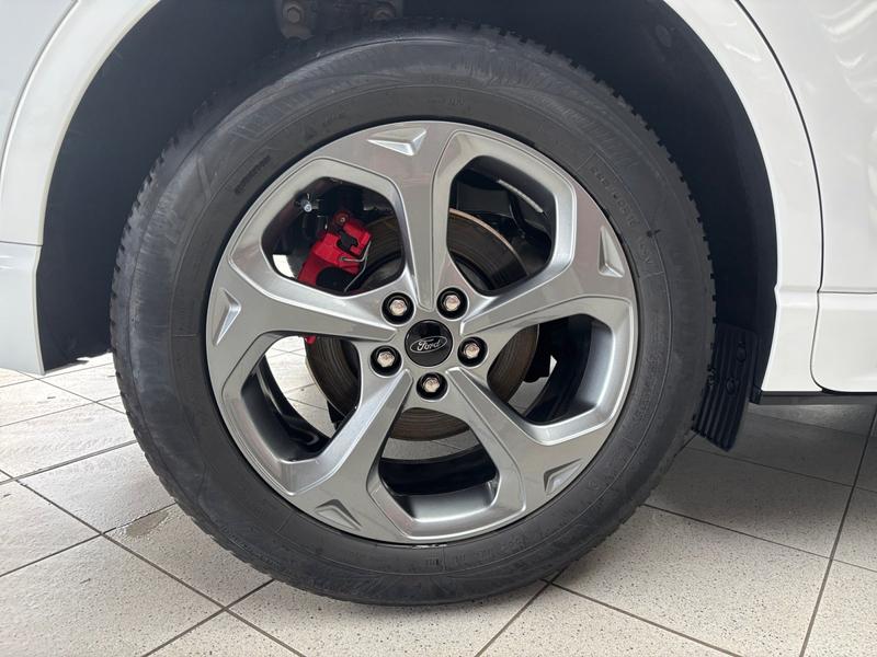 Ford Kuga · ST-Line X · Bild 16