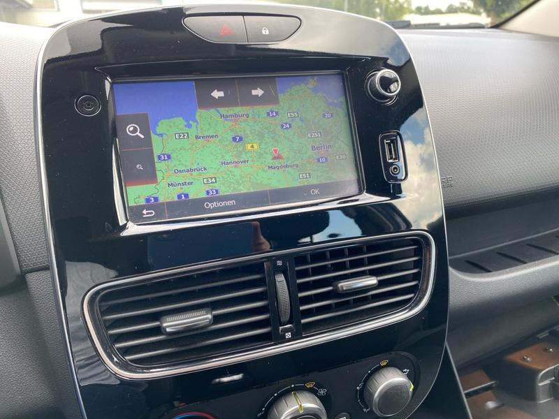 Renault Clio · Limited · Bild 20