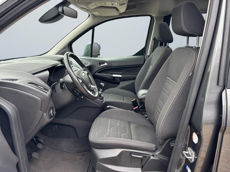 Ford Tourneo Connect · Titanium