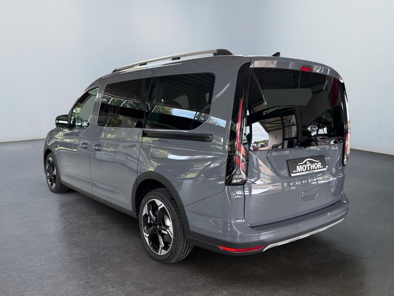 Ford Grand Tourneo · Active