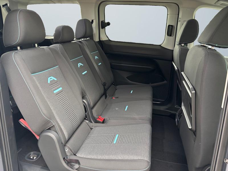 Ford Grand Tourneo · Active · Bild 11