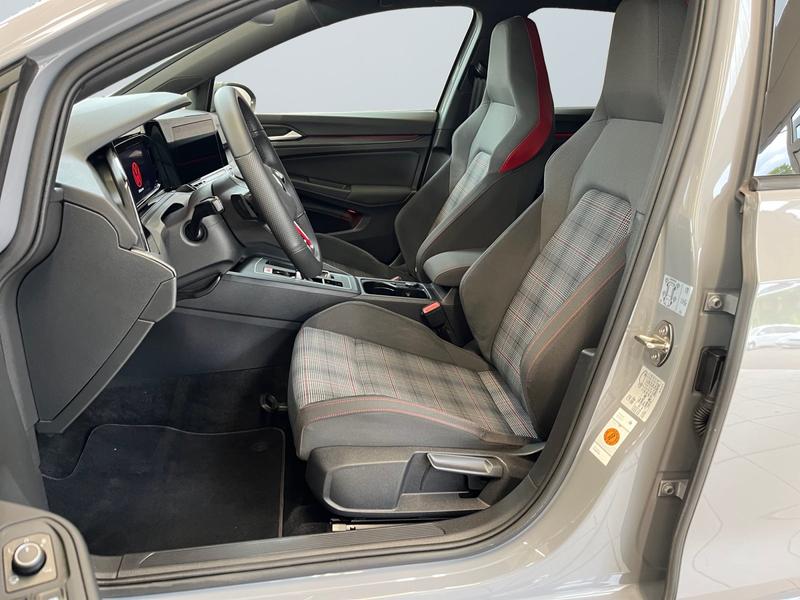 VW Golf · GTI