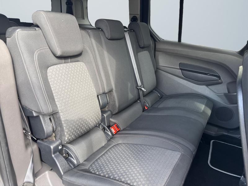 Ford Grand Tourneo · Trend · Bild 11