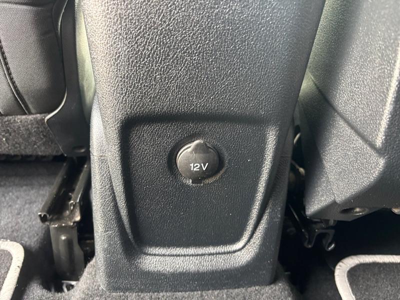 Ford Grand Tourneo · Trend · Bild 20