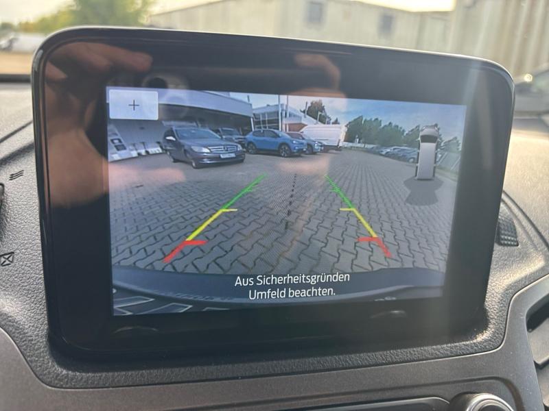 Ford Grand Tourneo · Trend · Bild 25