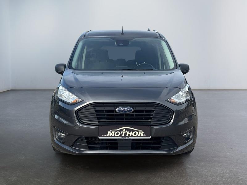 Ford Grand Tourneo · Trend