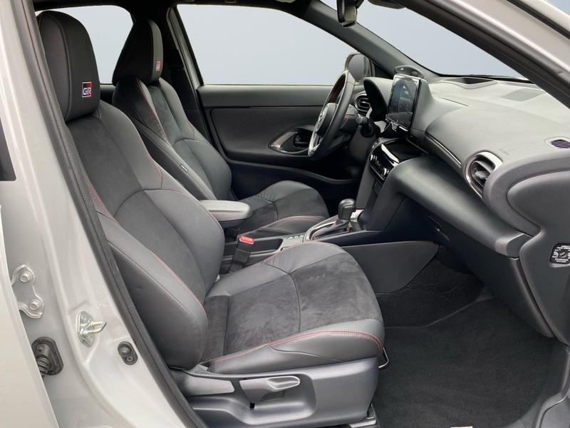 Toyota Yaris Cross · GR Sport · Bild 10