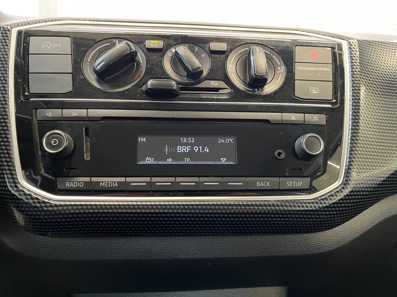 VW up! · move up! · Bild 13
