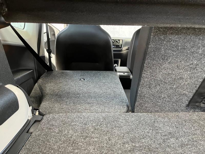 VW up! · move up! · Bild 16