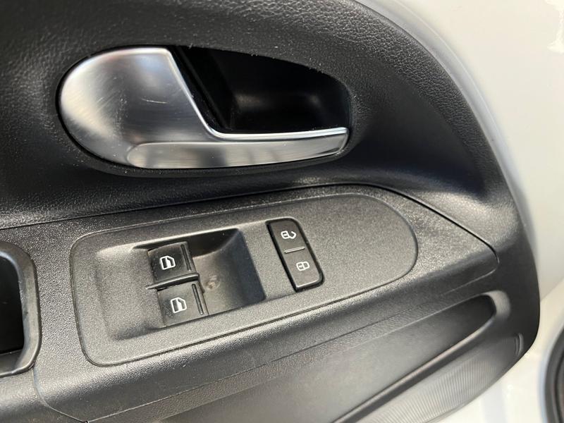 VW up! · move up! · Bild 18