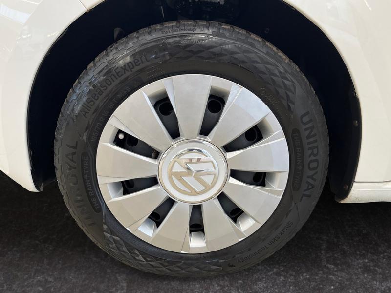 VW up! · move up! · Bild 15