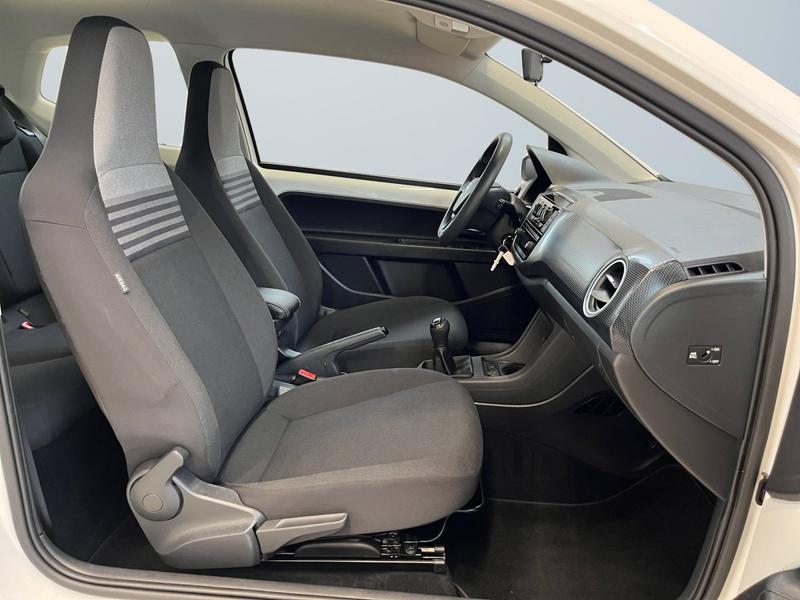 VW up! · move up! · Bild 10