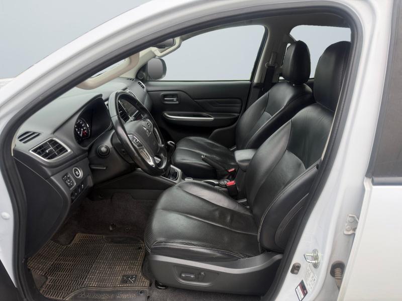Mitsubishi L200 · Top Doppelkabine