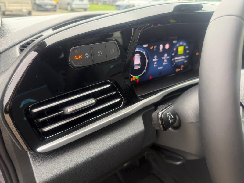 Ford Tourneo Connect · Active · Bild 17