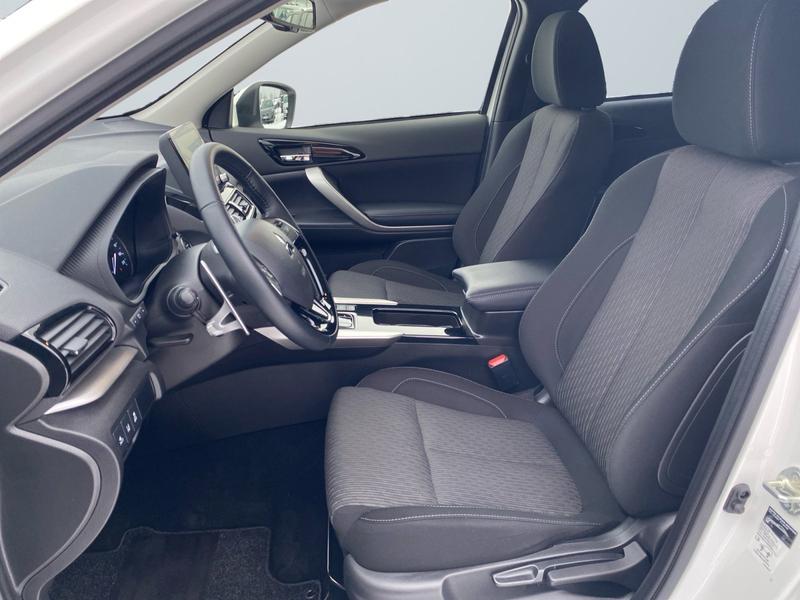 Mitsubishi Eclipse Cross · Basis