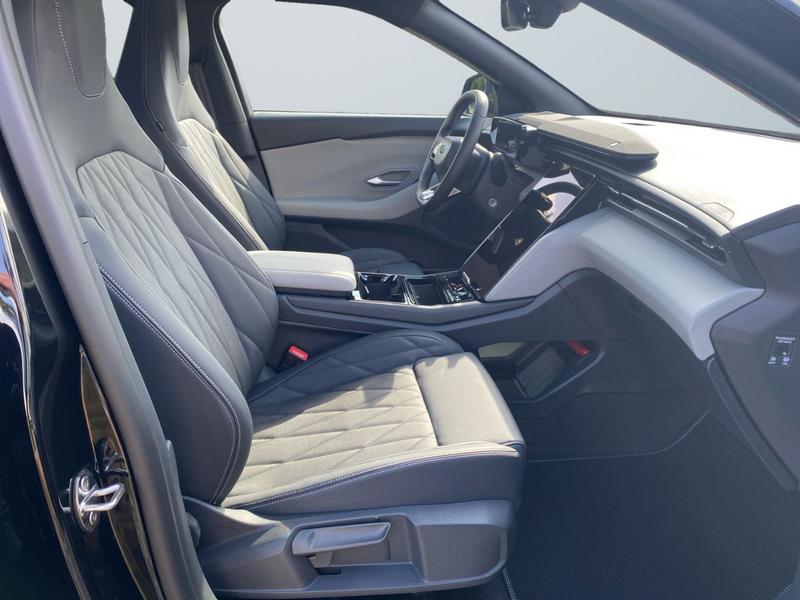 Ford Explorer · Premium · Bild 12