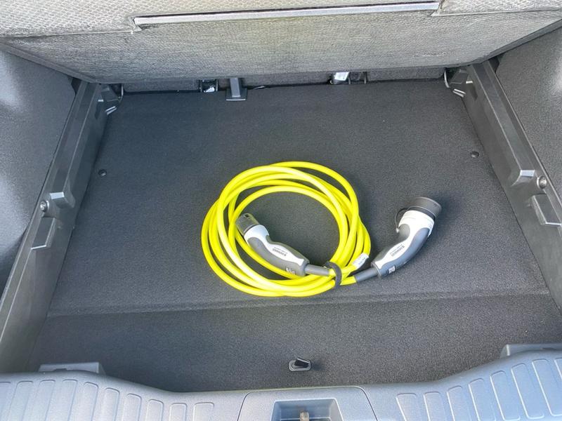 Ford Explorer · Premium · Bild 21