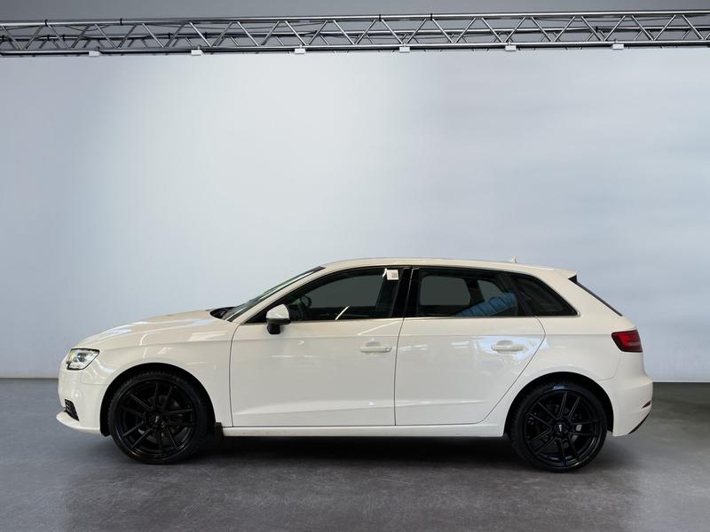Audi A3 · Basis
