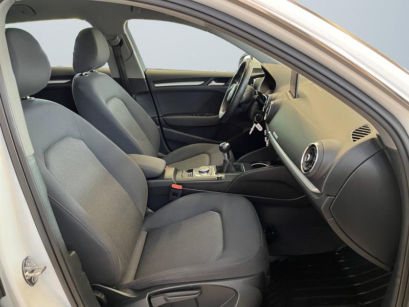 Audi A3 · Basis · Bild 10