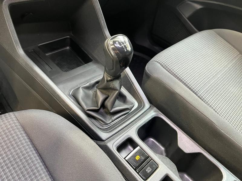 VW Caddy · Basis · Bild 8
