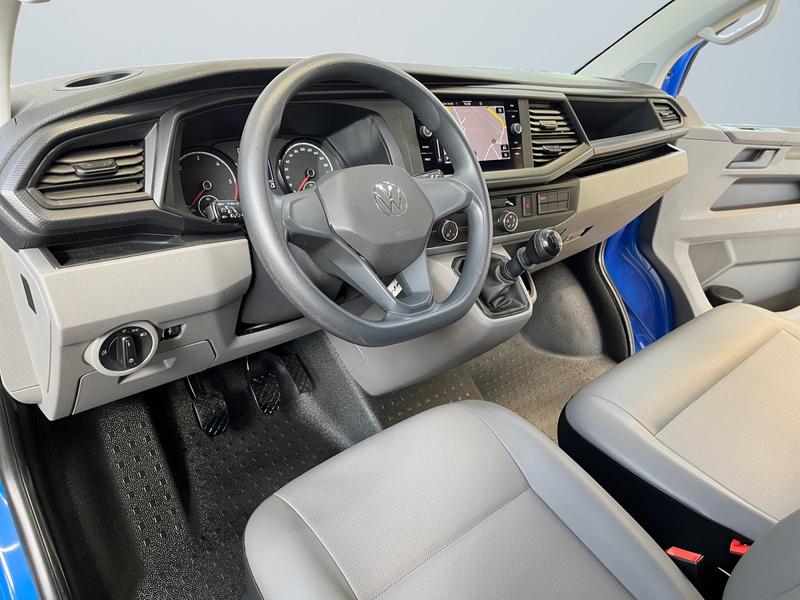VW T6 Transporter · lang