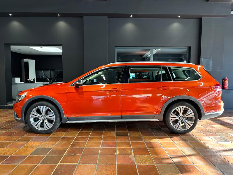 VW Passat