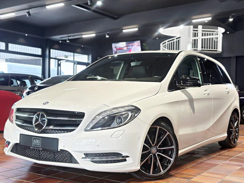 Mercedes-Benz B 180
