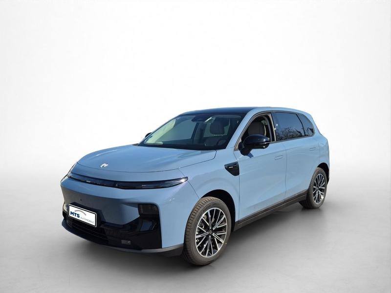 Leapmotor B10