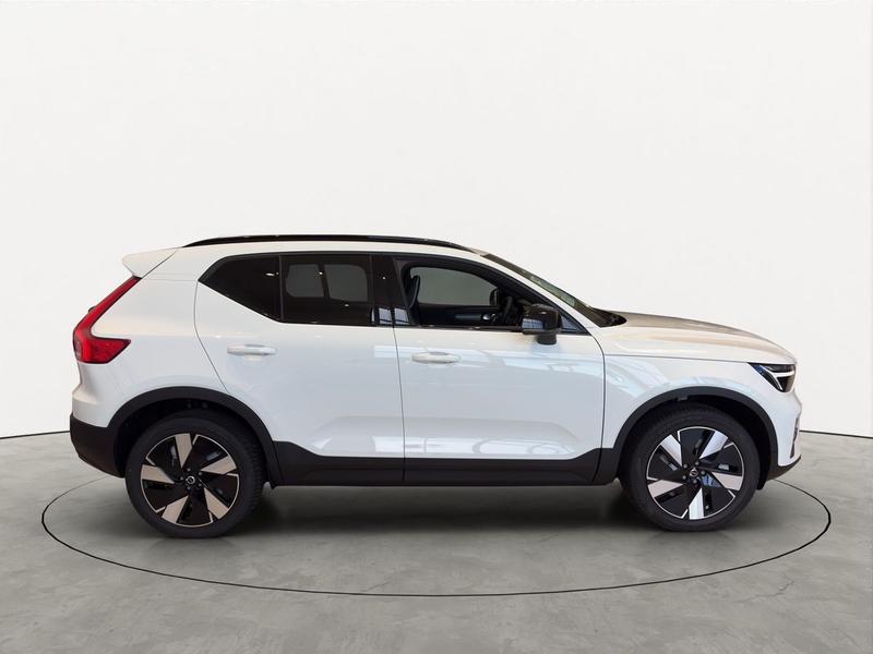 Volvo EX40