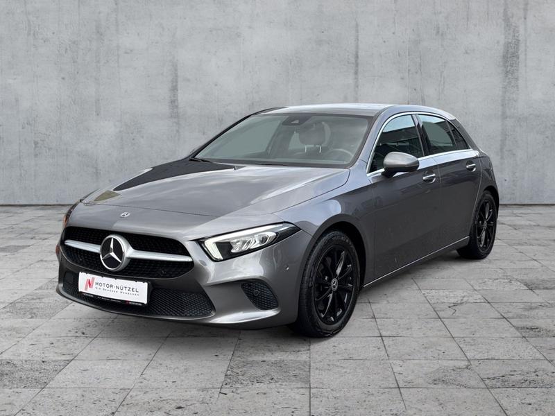 Mercedes-Benz A 220