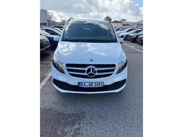 Mercedes-Benz V 220